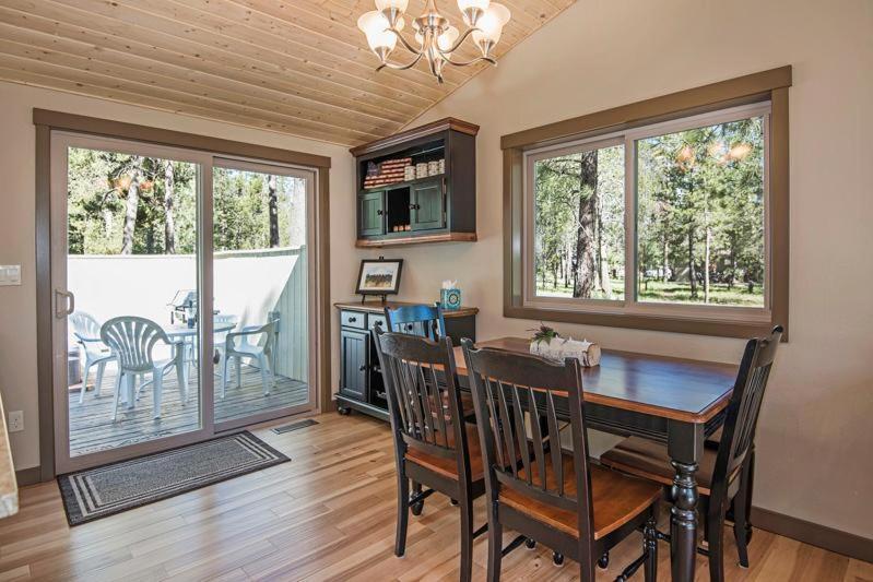 11 Pine Bough Villa Sunriver Dış mekan fotoğraf